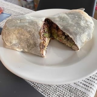 32. Burrito De Pollo a La Brasa